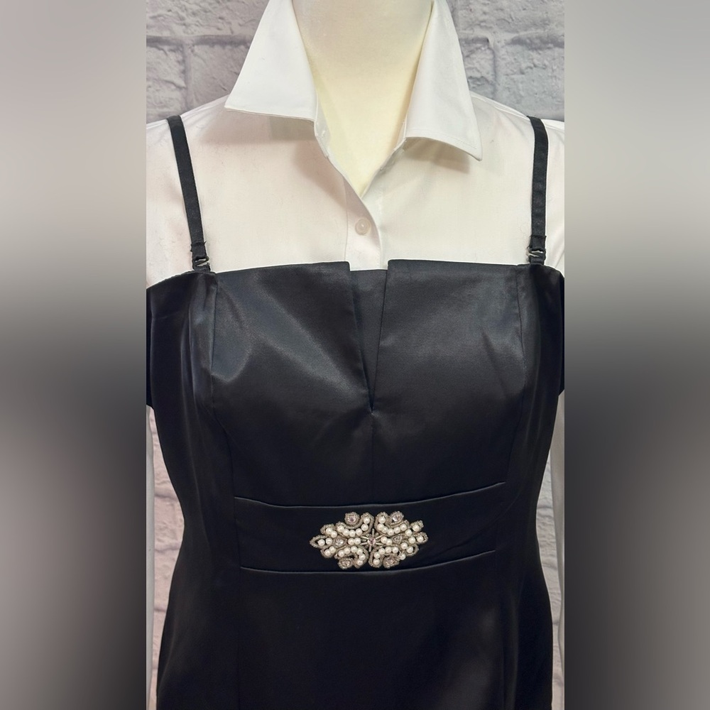 Venus Elegant Black Satin Corset Top size 14 (NWOT) - Picture 2 of 12